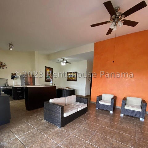 Cozy Furnished Home in Las Lajas, Chame